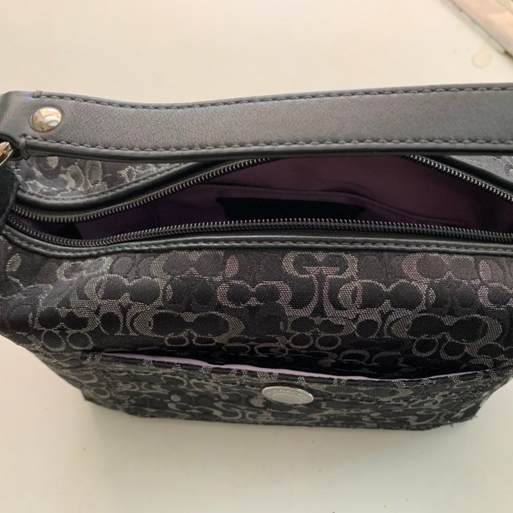 Coach Small Bag - Picture 4 of 4